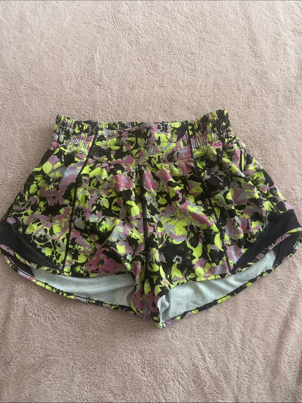 lululemon hotty hot size 4 Neon Green and Pink Floral Athletic Shorts